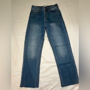 Straight High Rise H&M Women Jeans. Size US 4.